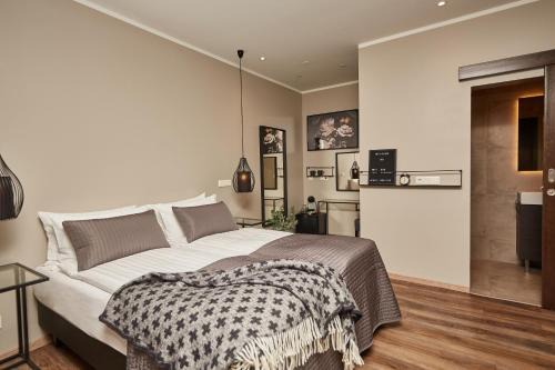 Innri-Njarthvik House | Keflavik Micro Suites