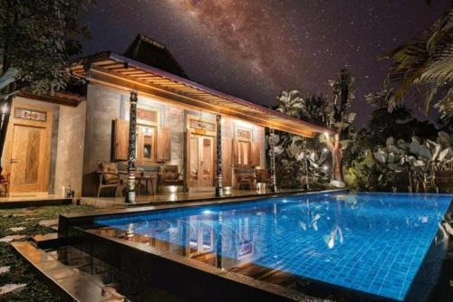 Mlati Villa | KeJawa Luxury Villa by Sampai