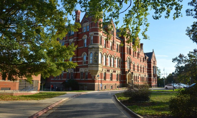 Gallaudet Hotel | Kellogg Conference Hotel at Gallaudet University