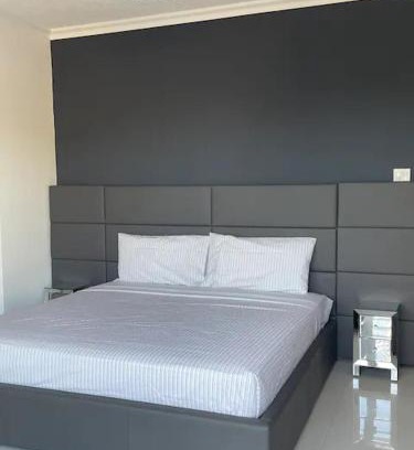 Eden Gardens Apartment | Kensington Gates-Oasis