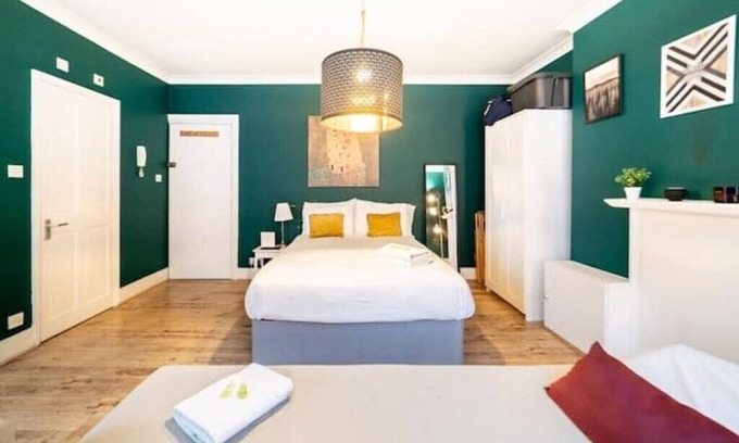 West Kensington Apartment | [Kensington-Olympia]London Studio Apartment