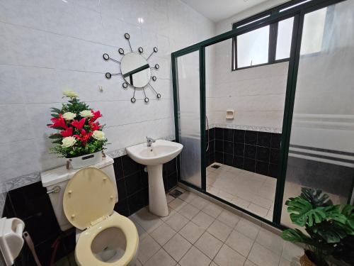 Kuching Apartment | Kenyalang Riverine Emerald 12 Homestay