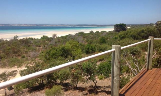 Island Beach House | Kernahan Beach House