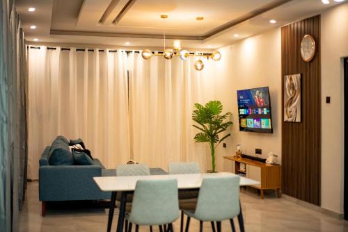 Lusaka Apartment | Ket Apartments 3 - Modern, Secure, Comfortable & Free WiFi