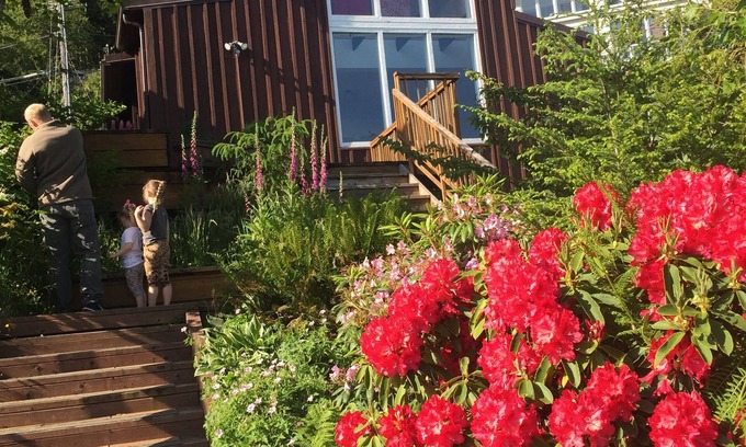 Ketchikan Cabin | Ketchikan Home - 5 min walk to downtown! - Amazing views!