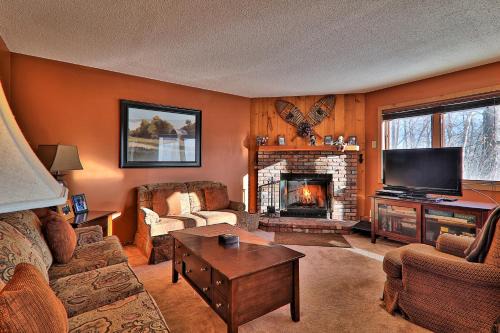 Ludlow Apartment | Kettle Brook I4
