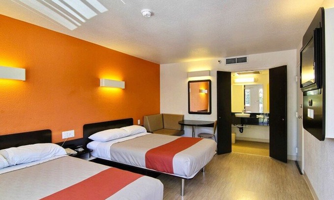Macedonia Hotel | Key Inn Macedonia - Comfort 2 Double Bed Non-Smoking