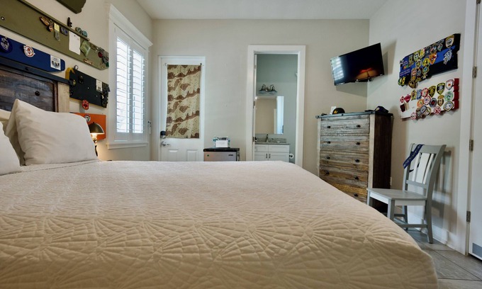 Dunedin Apartment | Key West Style Apartment - with pool/hot-tub