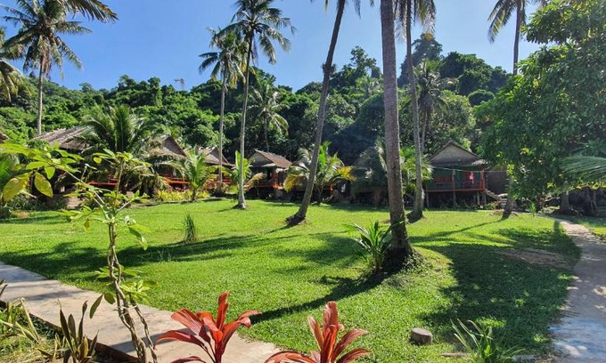 Koh Tonsay Cabin | Khim Vouch Ay Rabbit island