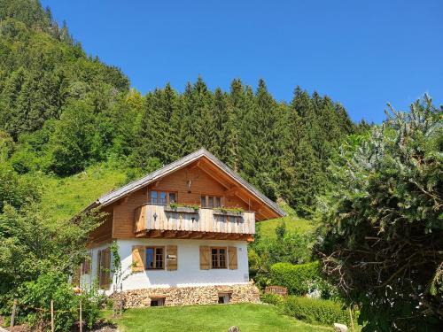 Dorf House | Kienberghäusle