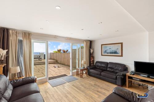 Saundersfoot House | Kilmore - Beach Front House, Direct Beach Access, Spectacular Sea Views