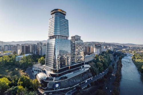Saburtalo Hotel | King david royal Dan floor 21