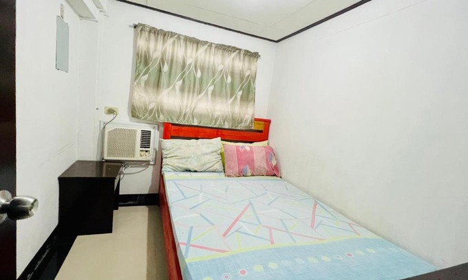 Bantay Hotel | King Henry's Transient House