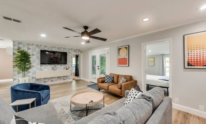 Plano House | KingBed°W/D°Parking°4TV-10guests