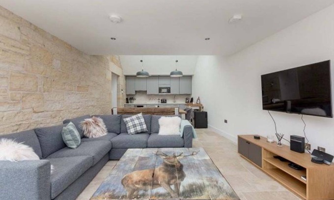 St. Andrews Cottage | Kinness Cottage - a cottage that sleeps 8 guests in 4 bedrooms