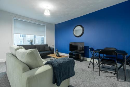 Shotts Apartment | Kirkview Apartment