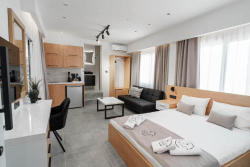 Larnaca City Centre Apartment | Kition Urban Suite 2