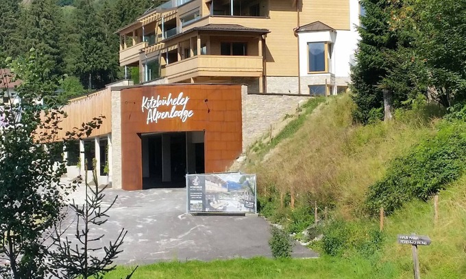 Paß Thurn Apartment | Kitzbüheler Alpenlodge Top A7 with private infrared cabin