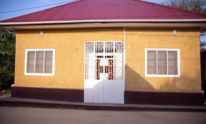 Stone Town House | KKJ House - 3-Bedroom Home in the Heart of Zanzibar, close to Stone Town!