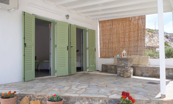 Herronisos Apartment | Klados Seaside Family Studio