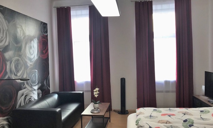 Favoriten Apartment | Kleinwohnung - Gute Verkehrsanbindung - Beim Reumannplatz