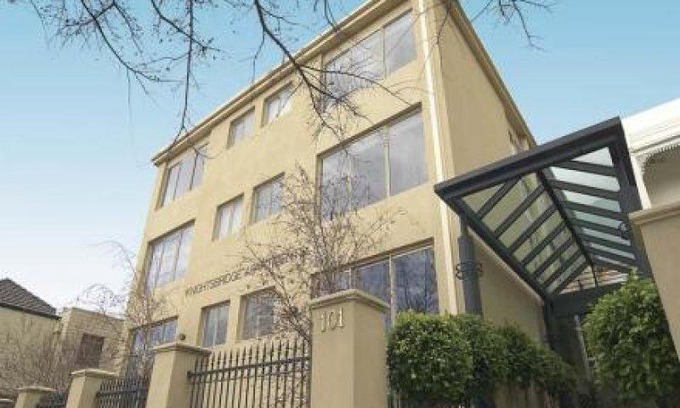 East Melbourne Hotel | Knightsbridge Apartments Melbourne