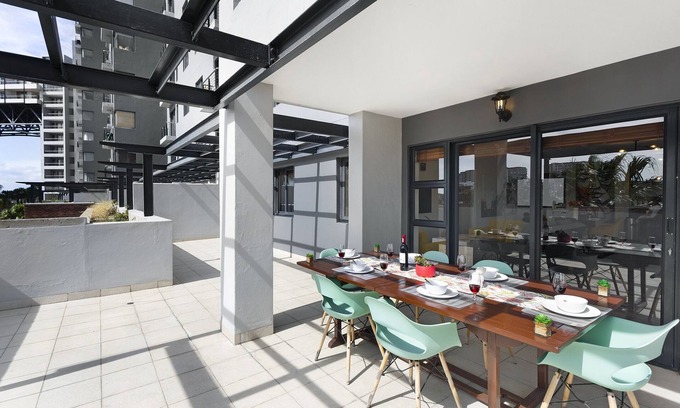Century City Apartment | Knightsbridge Terrace