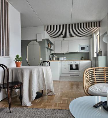 Hameenlinna Apartment | Kodikas juuri remontoitu yksiö keskustassa