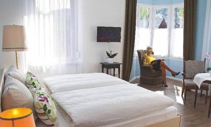 Badenweiler Apartment | Komfort-Doppelzimmer "Romantik"