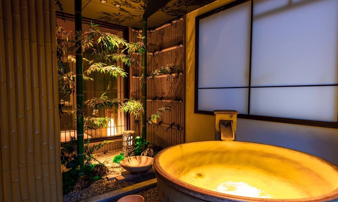 Dotonbori Apartment | KONJAKUSO Osaka Dotonbori "SHOSHI" ”GŌYAKUYA"SPA Stay