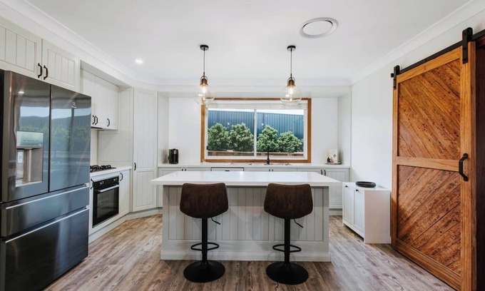Central Mudgee House | Kooyong Spacious Family Getaway in Caerleon