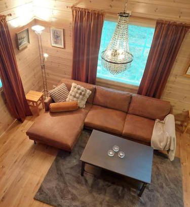 Yllasjarvi Villa | Kotoisa hirsihuvila Ylläksellä