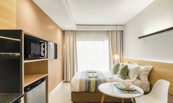Nairobi Apartment | Kozi Suites Deluxe Studio apartment 15 mins from JKIA