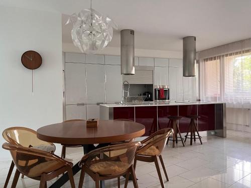 Ostrava Apartment | Krásný velký byt s terasou