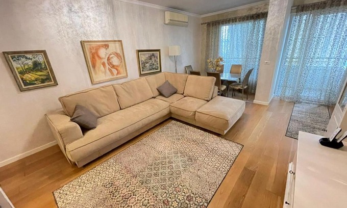 Tirana Apartment | Kristian Central Apartment