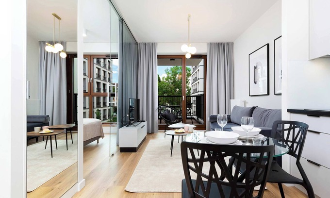 Mirow Apartment | Krochmalna 54 | Apartment | For 4 people