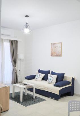 Kymi-Aliveri Apartment | KROKOS house 2