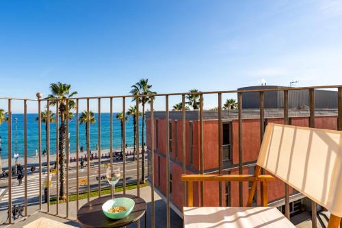 Barceloneta Apartment | Kronos on the beach Suite 4