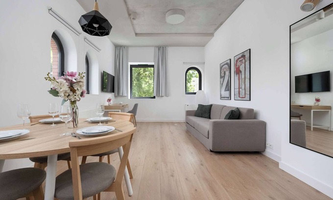 Srodmiescie Apartment | Księcia Witolda 64 | Wrocław | Spacious Apartment | Parking | Air Conditioning |