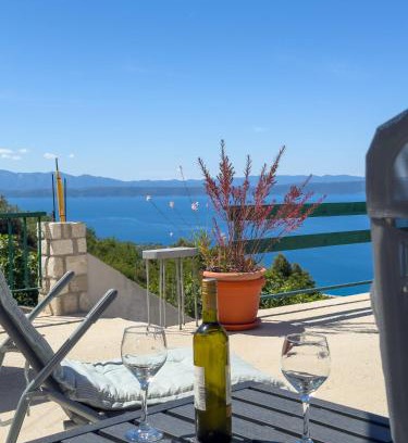 Tucepi House | Kuća za odmor Ana