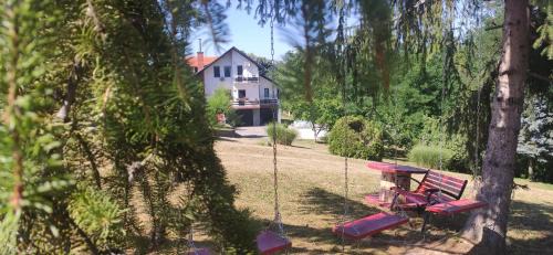 Orahovica Villa | Kuća za odmor "Villa Merkur" - Orahovica