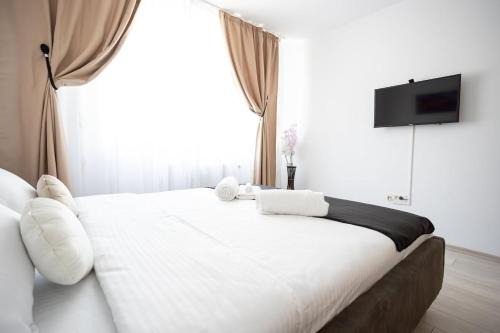 Tractorul Apartment | Kubiq Apartment by Coresi