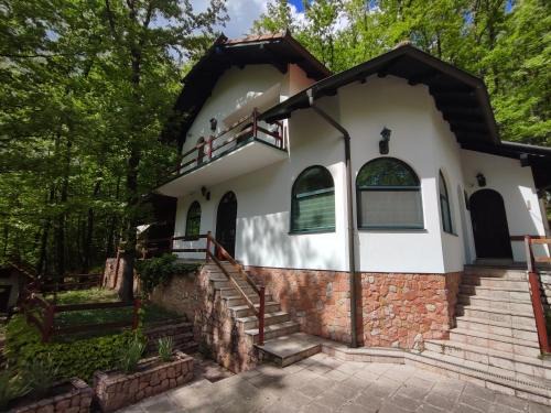 Strmosten House | Kuca za odmor Lisine