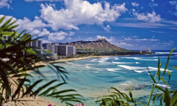 Waikiki Condo | Kuhio Village 904a Condo by RedAwning