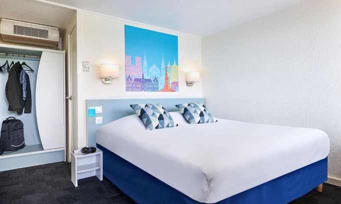 Gonesse Hotel | Kyriad Direct Le Bourget Gonesse