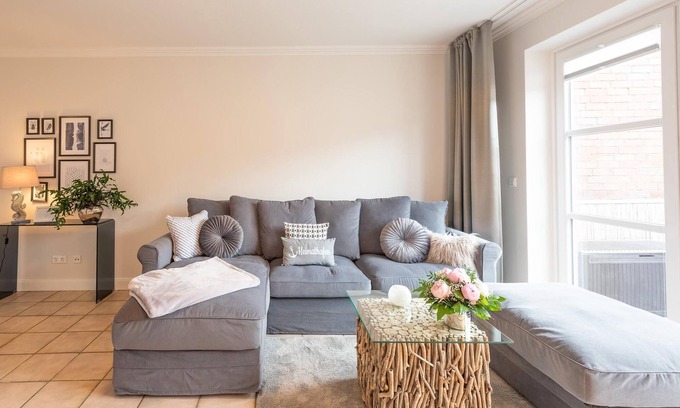 Zentrum Apartment | Lütte Jung vacation apartment in Husum for up to 3 people