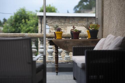 Etoile-sur-Rhone House | L'étoile d'Alice