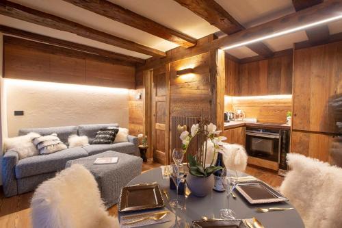 Courmayeur Apartment | L.A. SUITE Courmayeur