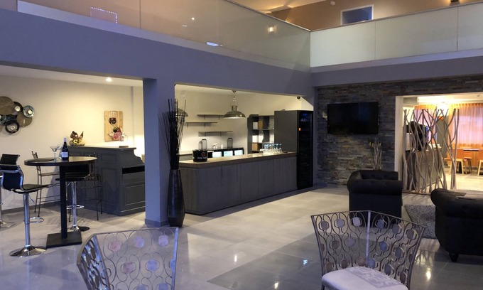 Bellignat Hotel | L'ange de la vallee