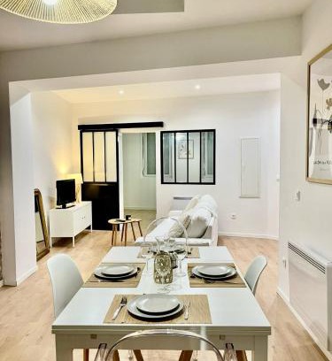 Saint-Honore - Jeanne d'Arc Apartment | L' Appart' , tendance et épuré avec bel extérieur, proche du centre